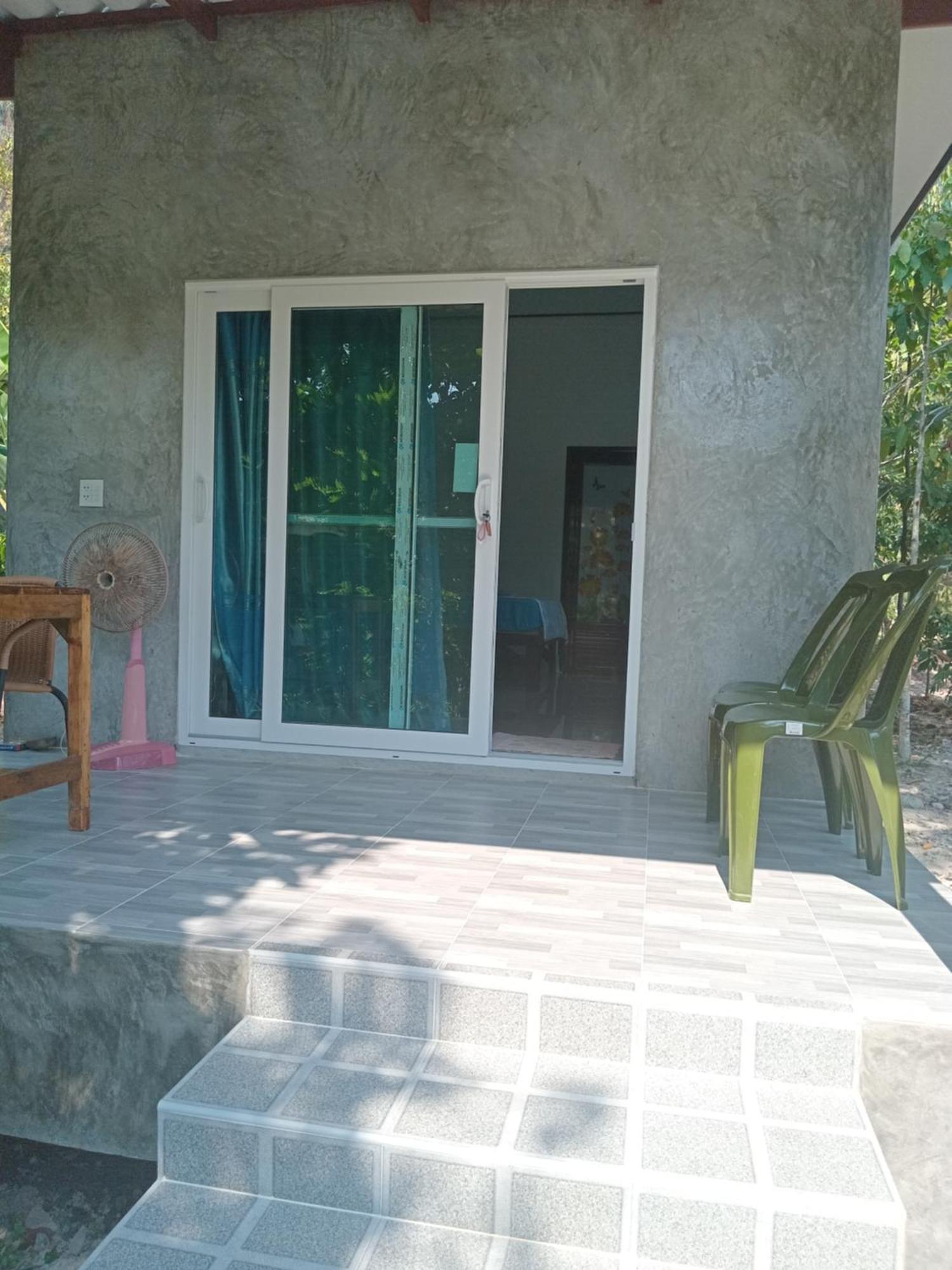 Chom Suan Farmstay Ko Kut ภายนอก รูปภาพ